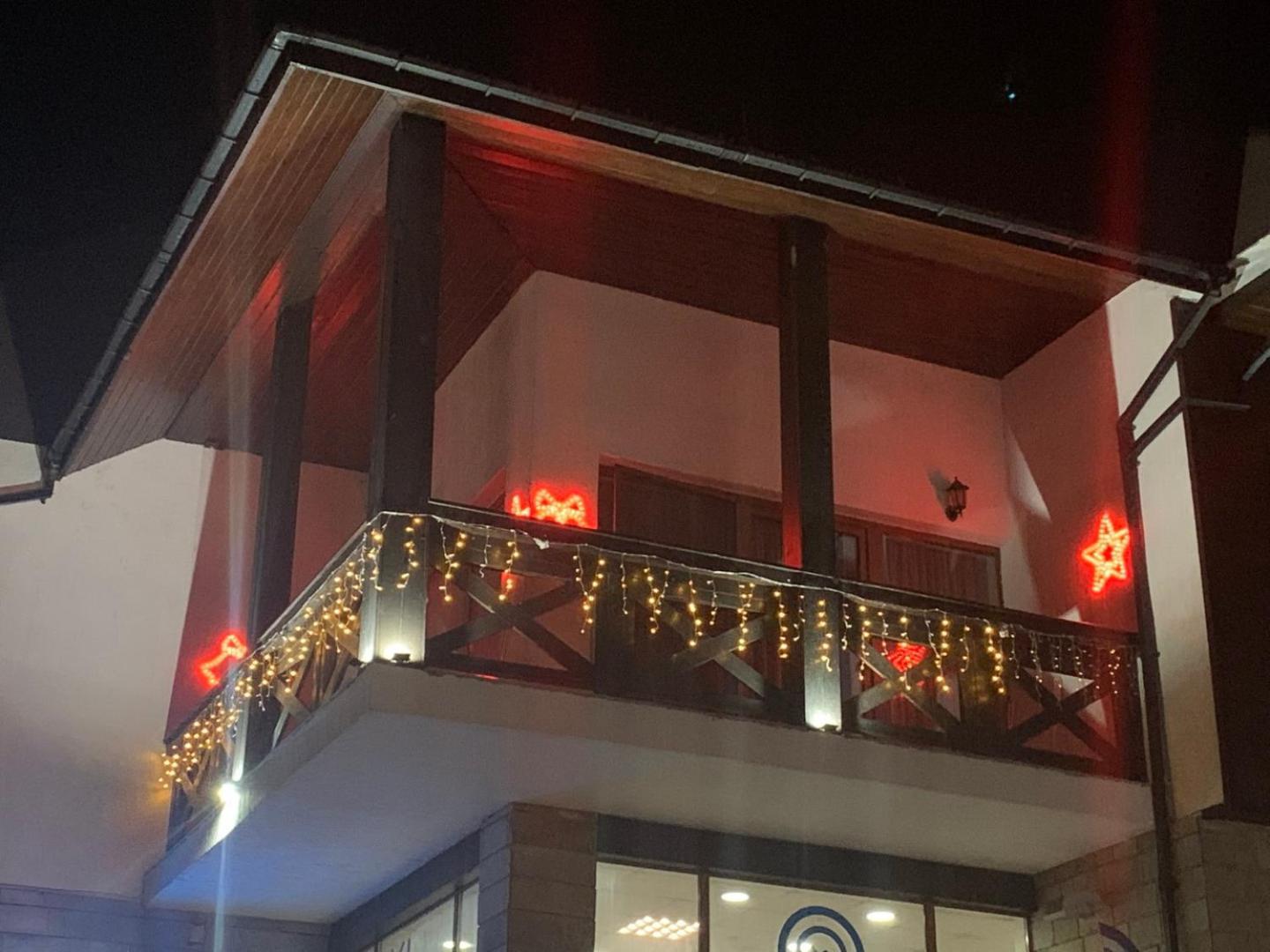 Granat Gondola Lift Apartments Bansko Ngoại thất bức ảnh