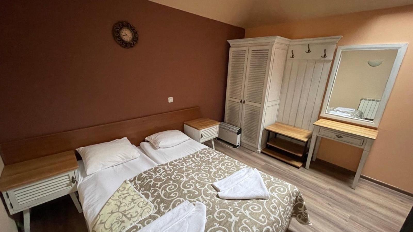 Granat Gondola Lift Apartments Bansko Ngoại thất bức ảnh